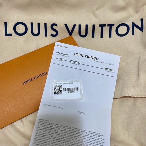 LOUIS VUITTON NEVERFULL MM POUCH - Picture 2 of 4
